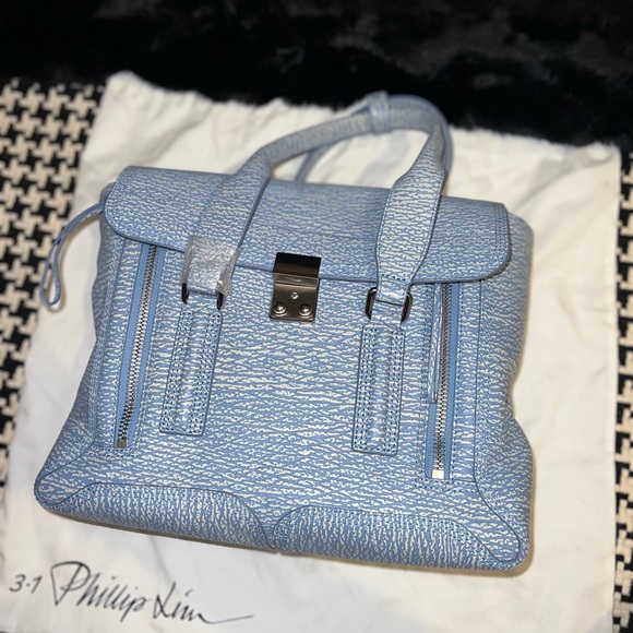 3.1 Phillip Lim Pashli medium satchel in light blue - Picture 3 of 4